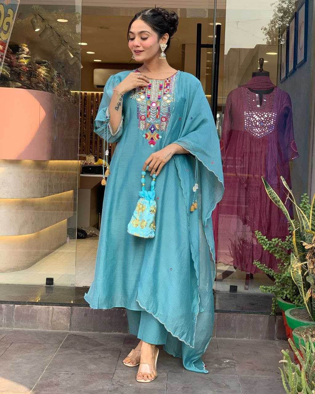 Chanderi Silk Kurti Bottom With Dupatta - MYLUXURY LANE ENTERPRISE